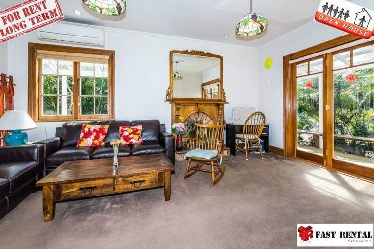 Photo of property in 267 Lake Road, Belmont, Auckland, 0622