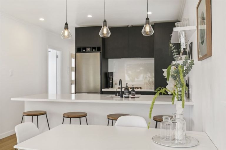 Photo of property in 1/18 Verbena Road, Birkdale, Auckland, 0626