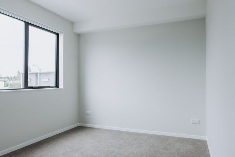 Photo of property in 28 Tukari Lane, Mangere Bridge, Auckland, 2022