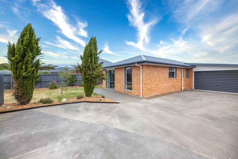 Photo of property in 43 Saint Lukes Street, Woolston, Christchurch, 8062