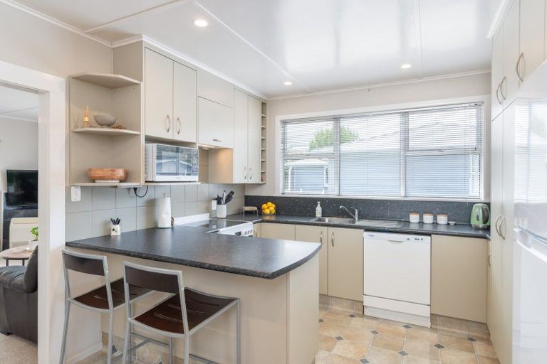 Photo of property in 100 Clouston Park Road, Clouston Park, Upper Hutt, 5018