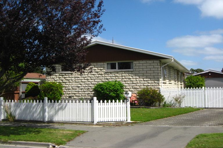 Photo of property in 3 Stanton Crescent, Hoon Hay, Christchurch, 8025