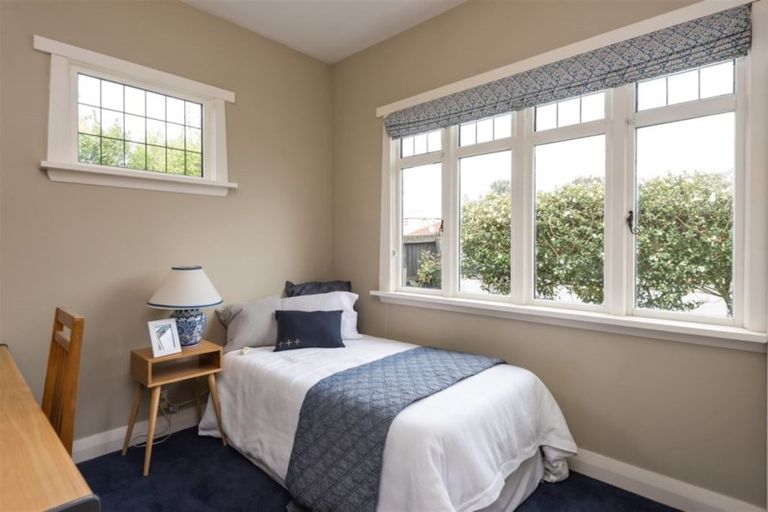 Photo of property in 58 Searells Road, Strowan, Christchurch, 8052