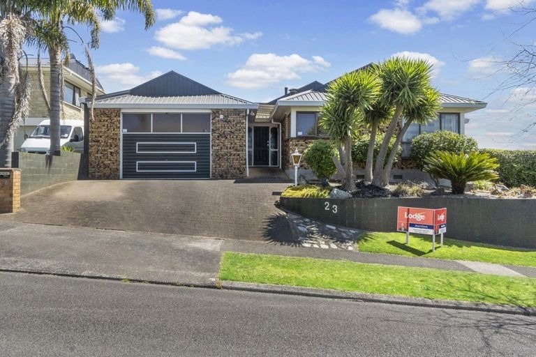 Photo of property in 23 Madill Road, St Andrews, Hamilton, 3200