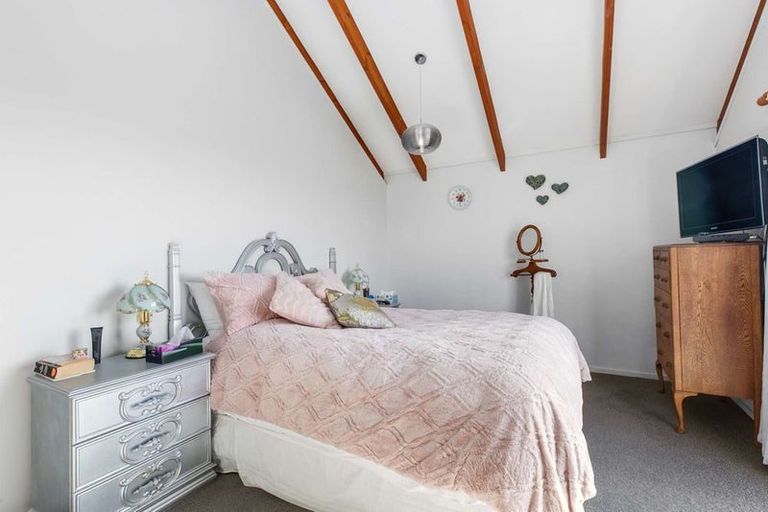 Photo of property in 67 Elsie Drive, Waiuku, 2123