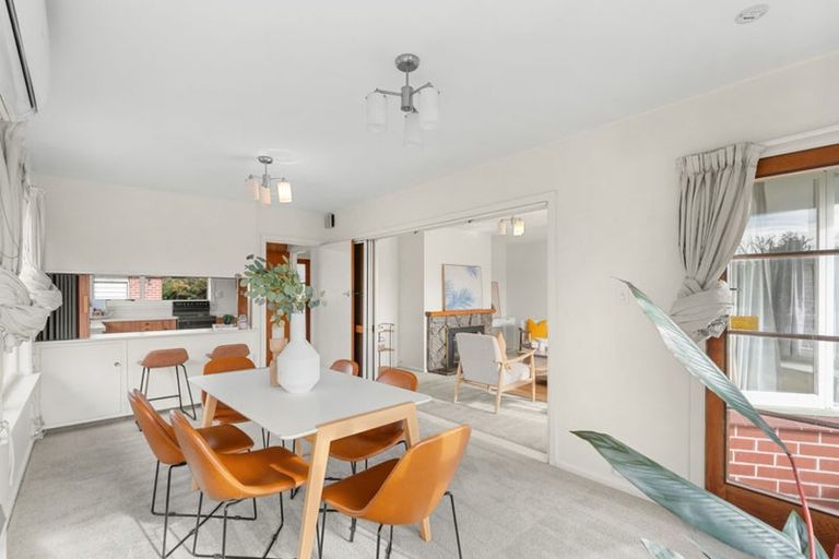 Photo of property in 42 Grahams Road, Ilam, Christchurch, 8041