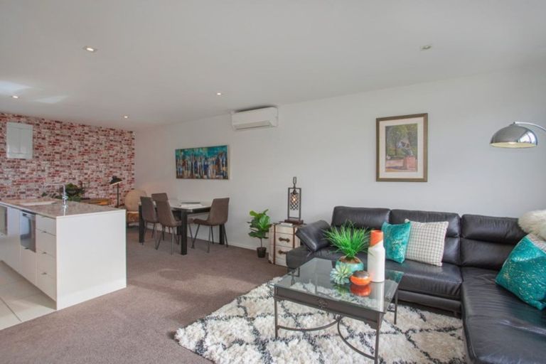 Photo of property in 3/20 North Avon Road, Richmond, Christchurch, 8013