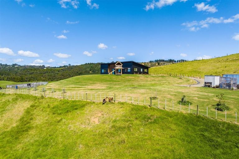 Photo of property in 440 Glenmohr Road, Waipu, 0582