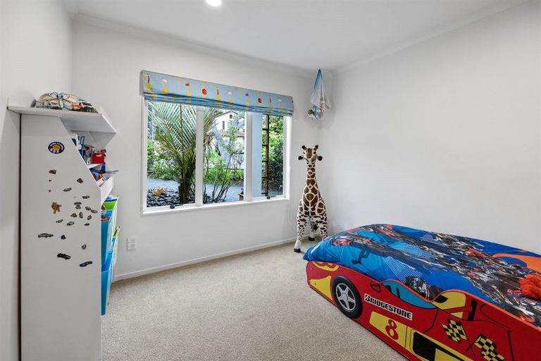 Photo of property in 4 Phoebe Meikle Place, Torbay, Auckland, 0630
