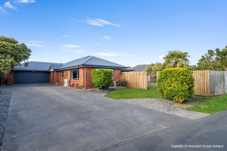 Photo of property in 13 Cressida Close, Rolleston, 7614