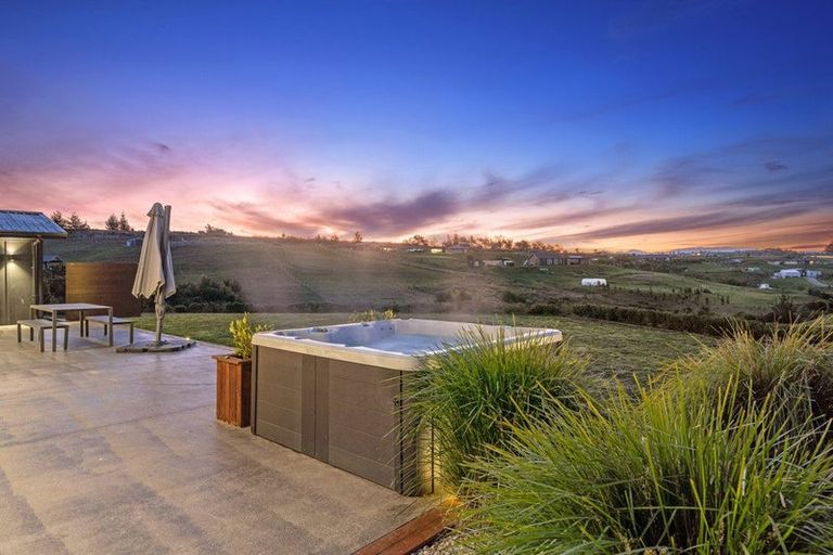 Photo of property in 92 Tiro Kina Road, Tasman, Upper Moutere, 7175