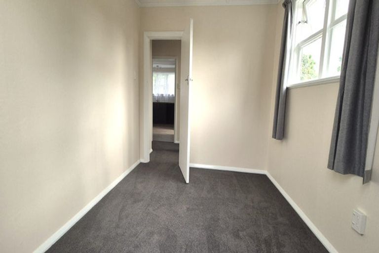 Photo of property in 66 Domett Street, Westport, 7825