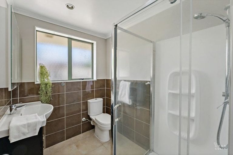 Photo of property in 6 Serenity Place, Otara, Auckland, 2023