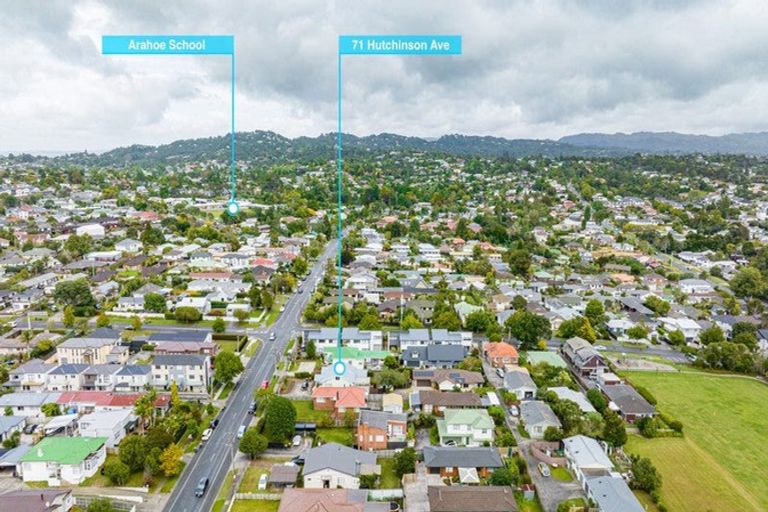 Photo of property in 71 Hutchinson Avenue, New Lynn, Auckland, 0600