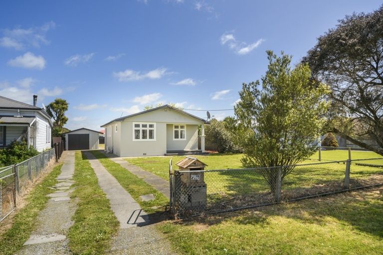 Photo of property in 5 Reserve Road, Longburn, Palmerston North, 4412