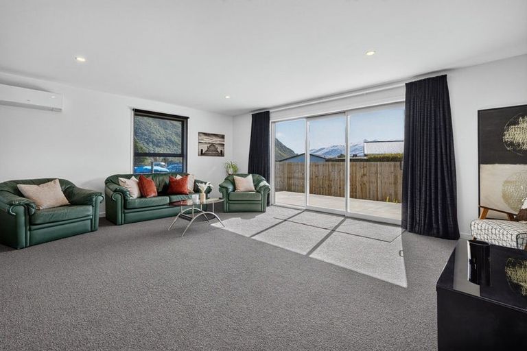 Photo of property in 41 Oxford Street, Kingston, Athol, 9793