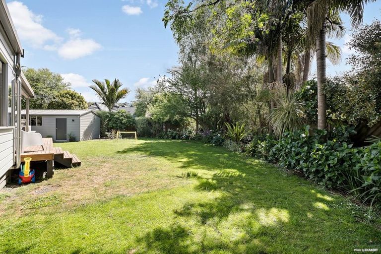 Photo of property in 17 Onepu Lane, Manly, Whangaparaoa, 0930