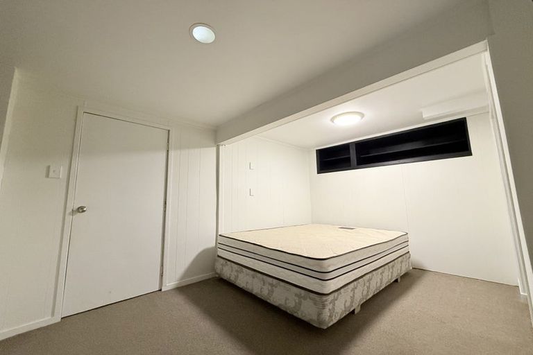 Photo of property in 69 Bentley Avenue, Glenfield, Auckland, 0629