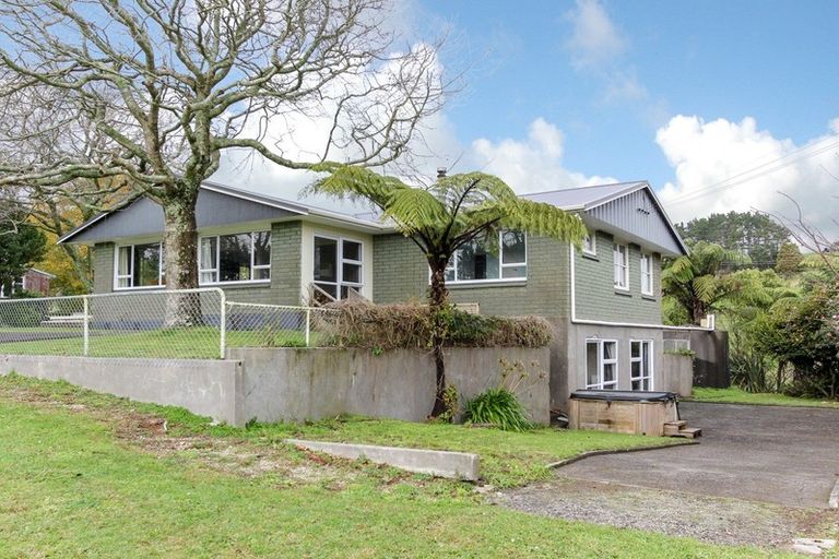 Photo of property in 142 Awai Road, Tarurutangi, New Plymouth, 4372