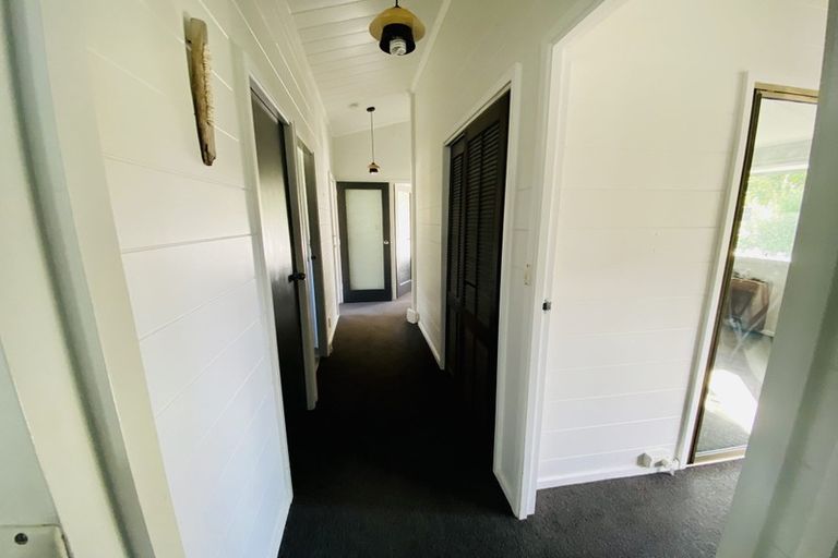Photo of property in 32 Evans Pass Road, Sumner, Christchurch, 8081