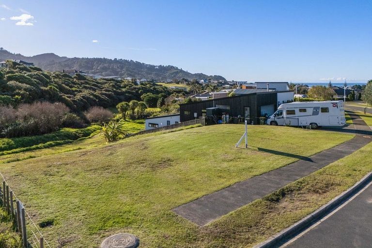 Photo of property in 48 Browns Drive, Waihi Beach, 3611