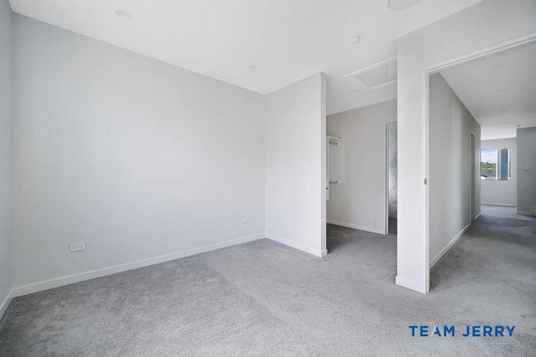 Photo of property in 20 Laquinta Place, Flat Bush, Auckland, 2019
