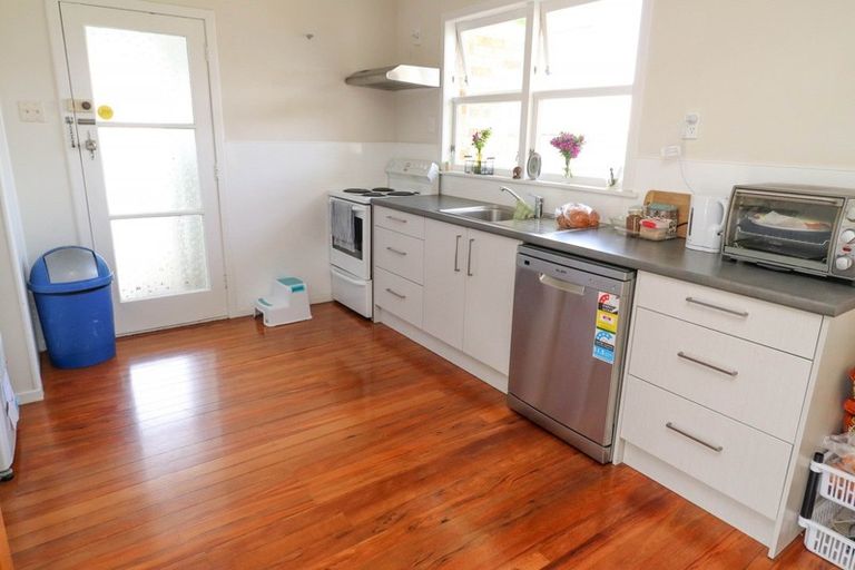 Photo of property in 211 Moanataiari Street, Thames, 3500