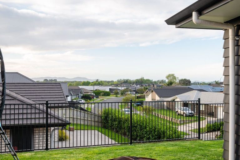 Photo of property in 24 Drower Glen, Flagstaff, Hamilton, 3210