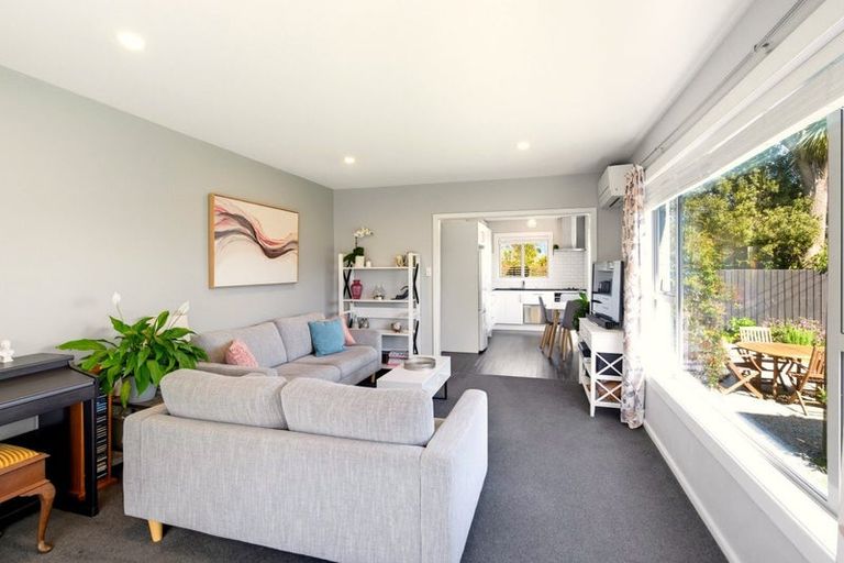 Photo of property in 6 Kennedys Bush Road, Halswell, Christchurch, 8025