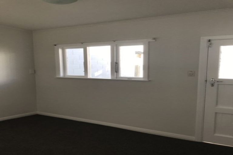 Photo of property in 54 Elizabeth Street, Mount Victoria, Wellington, 6011