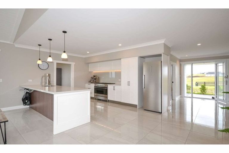 Photo of property in 4 Fernbird Grove, Kerikeri, 0294