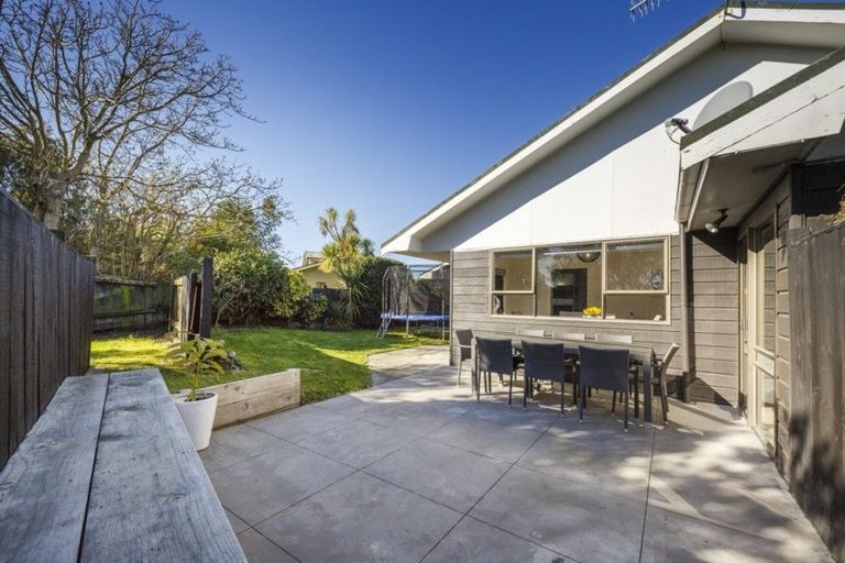 Photo of property in 28 Pencarrow Street, Highbury, Palmerston North, 4412