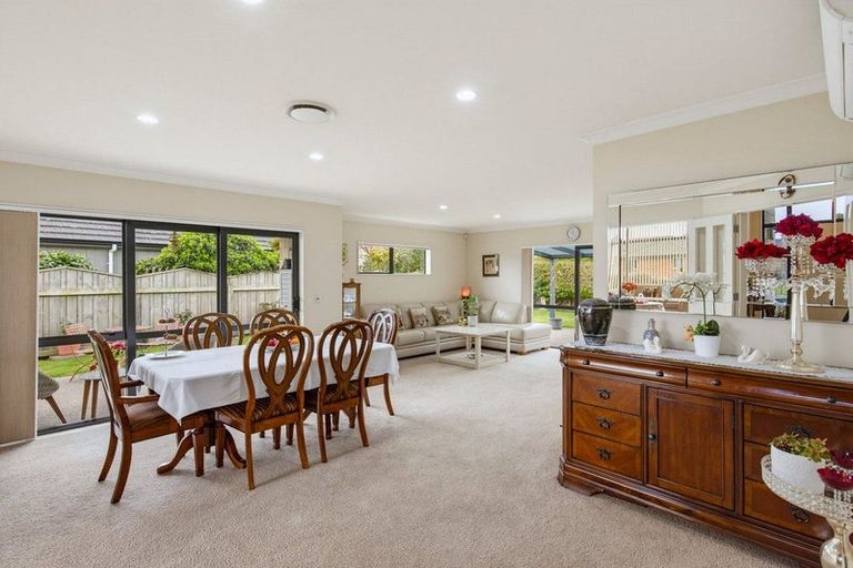 Photo of property in 143 Milne Drive, Paraparaumu, 5032
