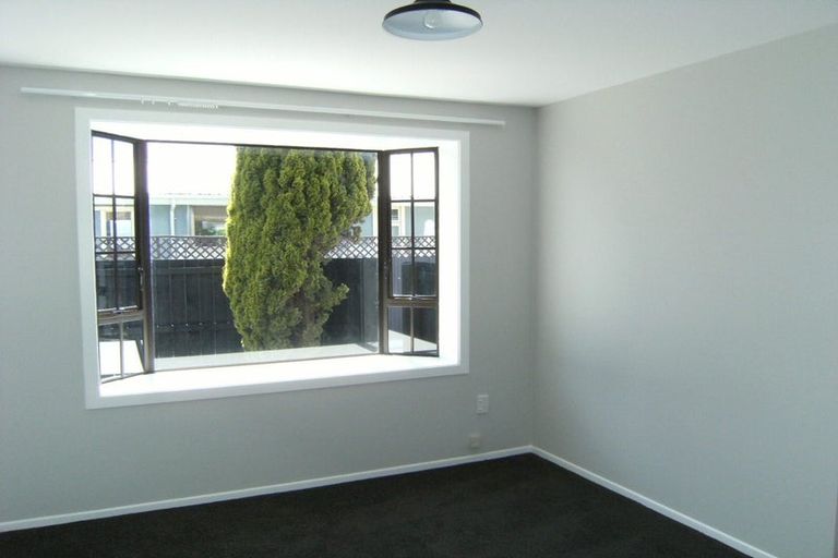 Photo of property in 2/417 Bower Avenue, Parklands, Christchurch, 8083