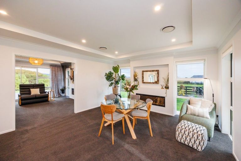 Photo of property in 61 Hartwell Drive, Kelvin Grove, Palmerston North, 4470