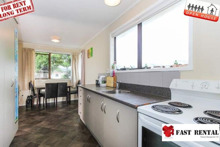 Photo of property in 11 Karepo Crescent, Ranui, Auckland, 0612