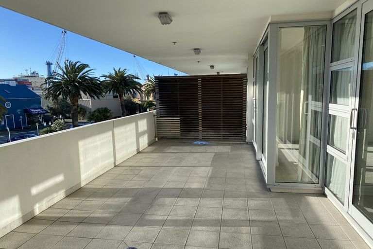 Photo of property in Latitude 41, 10/269 Wakefield Quay, Stepneyville, Nelson, 7010