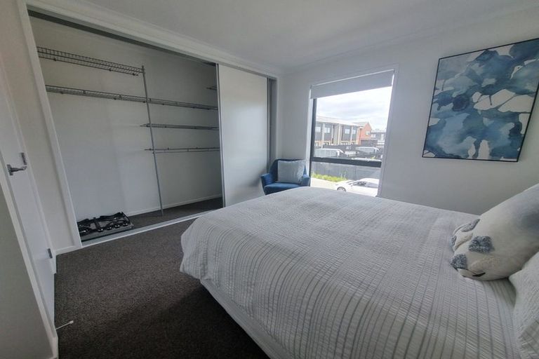Photo of property in 76 Rahopuru Road, Westgate, Auckland, 0614