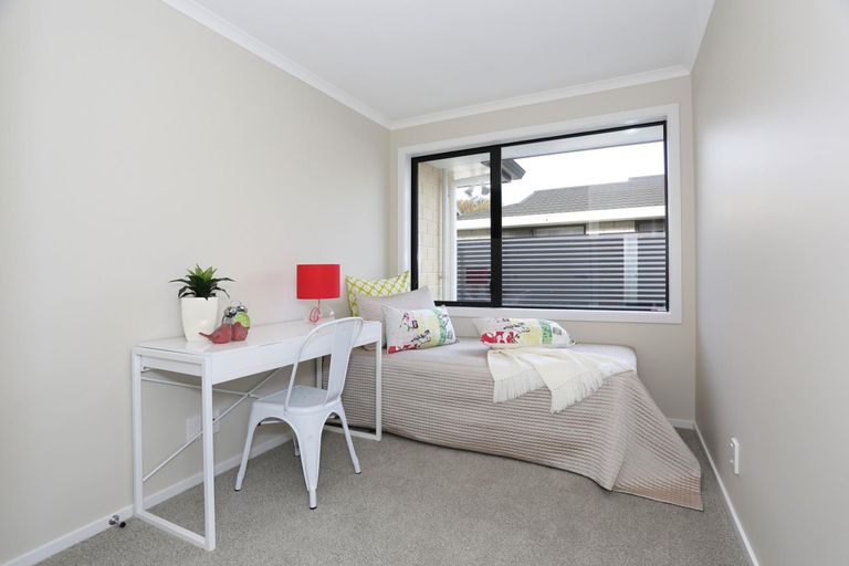 Photo of property in 15a Thomson Street, West End, Palmerston North, 4412