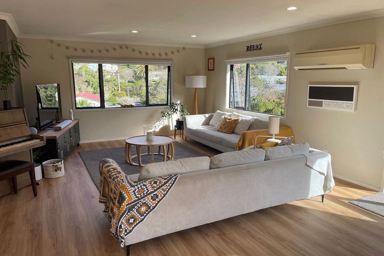 Photo of property in 31 Forest Road, Pinehaven, Upper Hutt, 5019