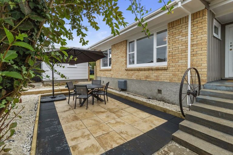 Photo of property in 25 Young Street, Morrinsville, 3300