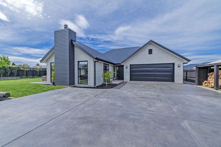 Photo of property in 17 Newbrook Terrace, Darfield, 7510