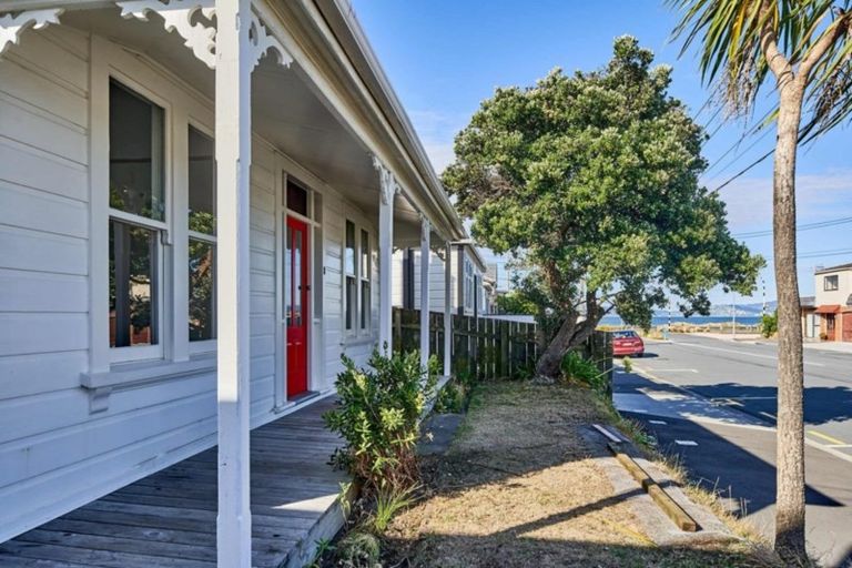 Photo of property in 8 Queen Street, Petone, Lower Hutt, 5012