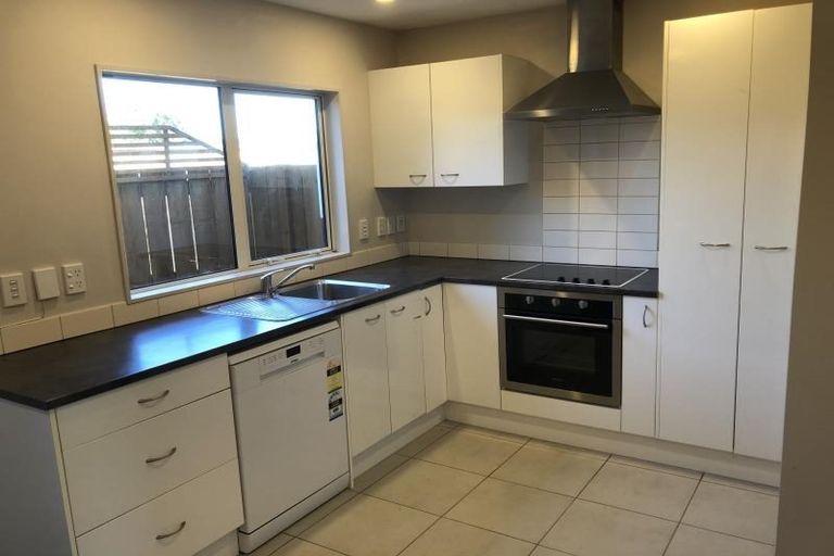 Photo of property in 1/8 Waldie Grove, Avalon, Lower Hutt, 5011