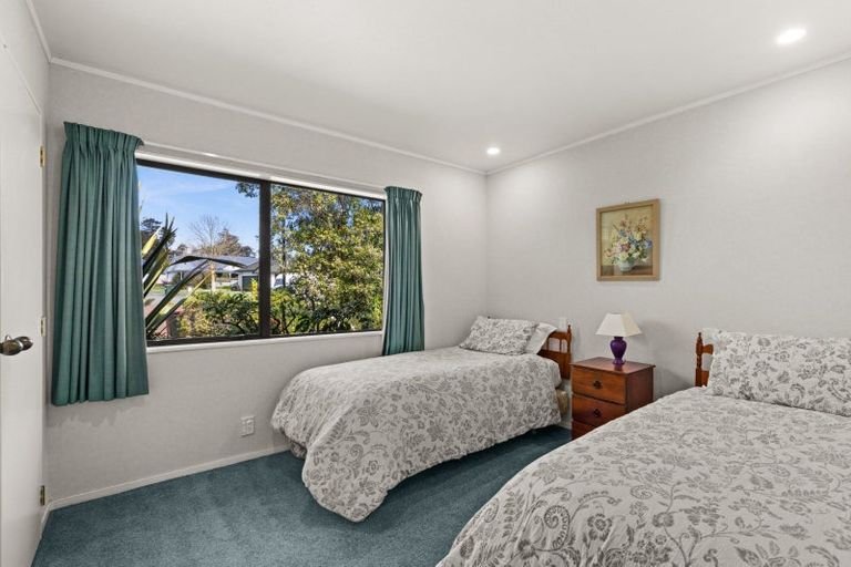 Photo of property in 12 Kingsgate Row, Havelock North, 4130