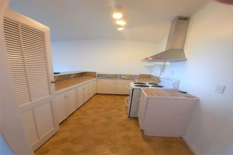 Photo of property in 96a Motuhara Road, Plimmerton, Porirua, 5026