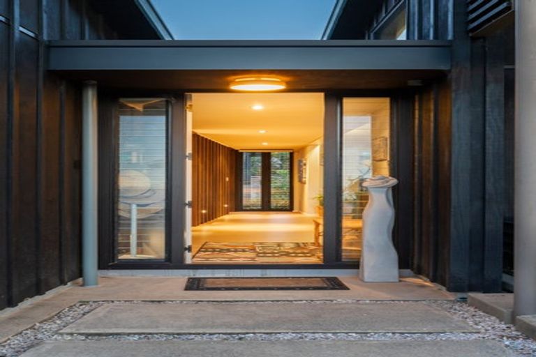 Photo of property in 8 Kewai Street, Omaha, 0986