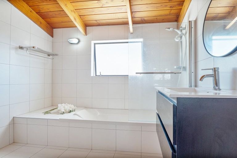 Photo of property in 106 Tuck Road, Whangamata, 3620