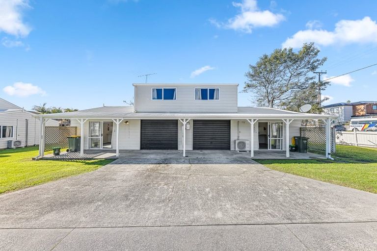 Photo of property in 49a Bay Street, Red Beach, 0932