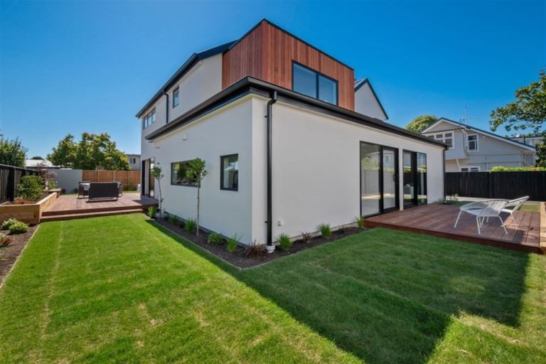 Photo of property in 197 Fendalton Road, Fendalton, Christchurch, 8052